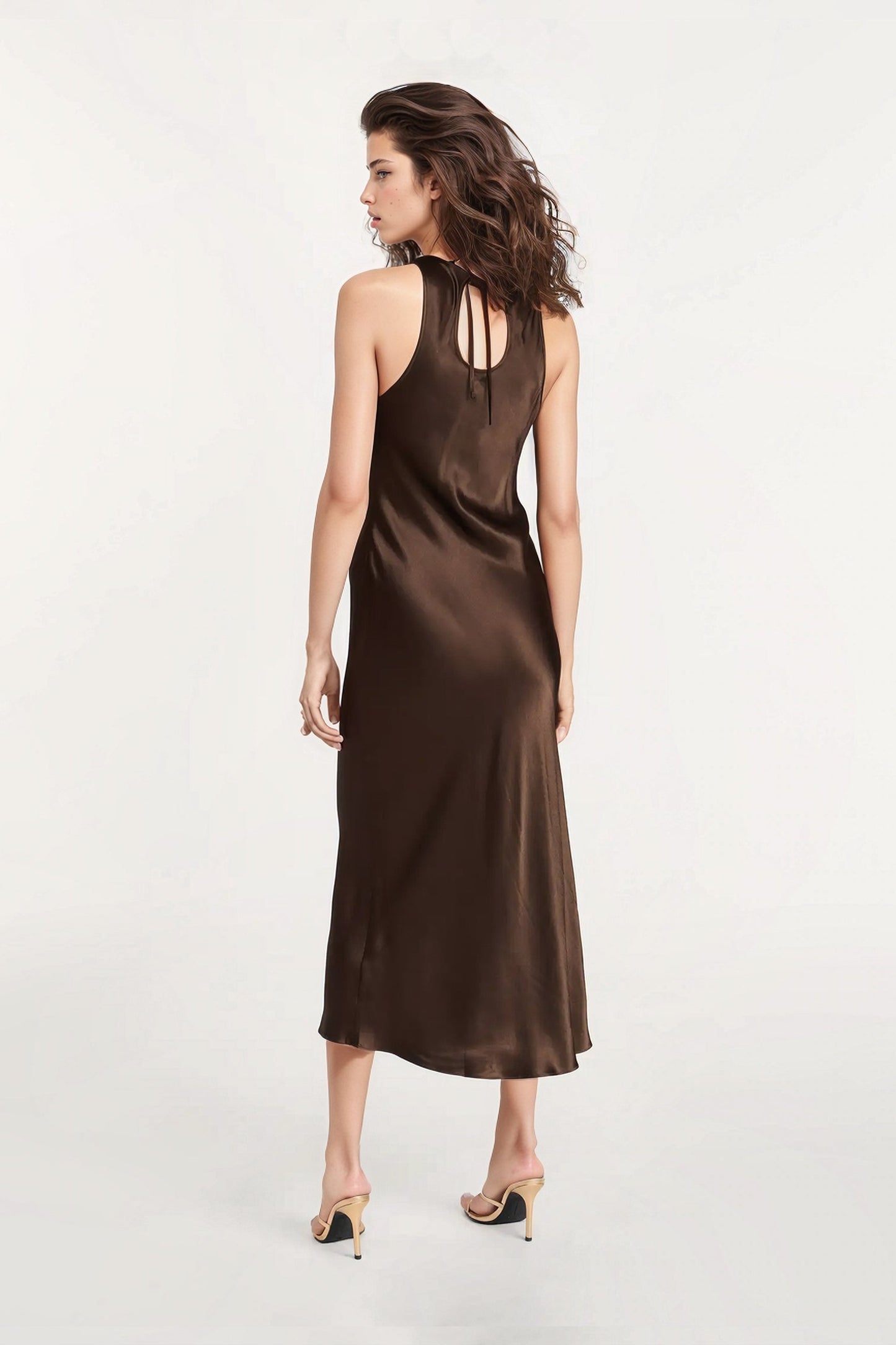Vestido midi de satén marrón