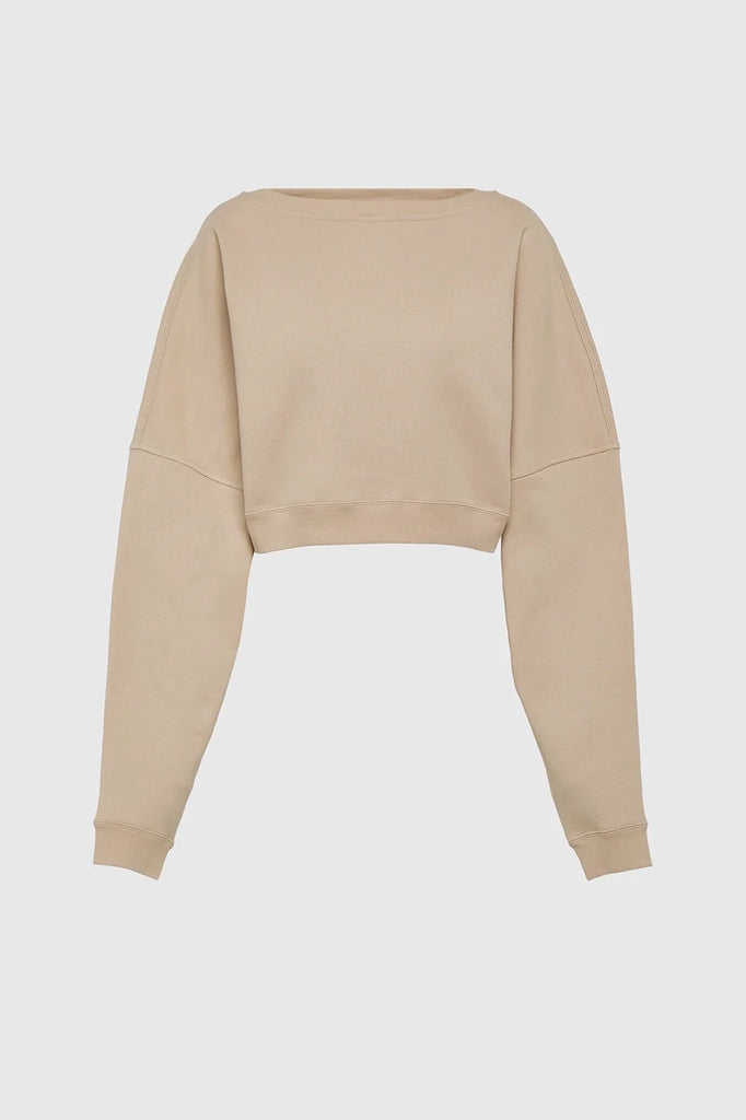 Stylish oversized sweatshirt made from 100% organic cotton.